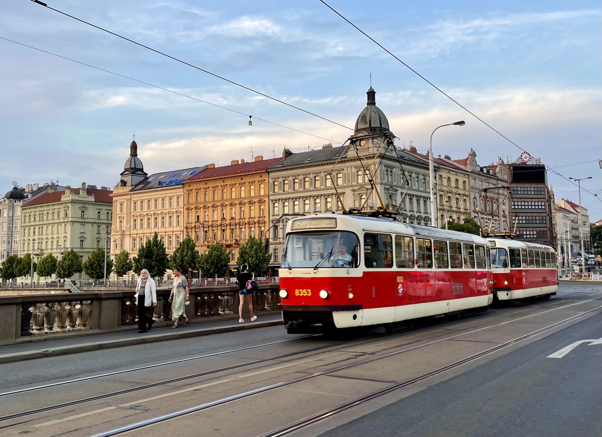 Read more about the article What NOT to Do in Prague