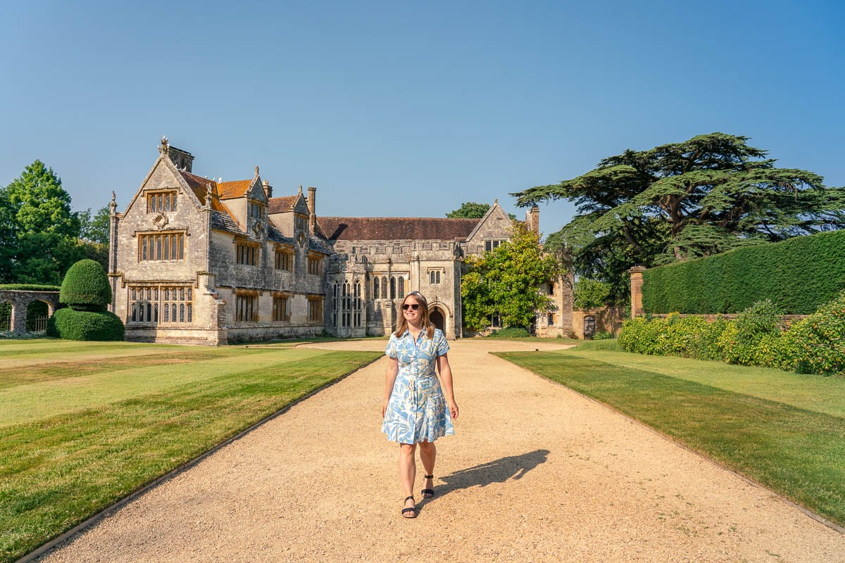 Read more about the article Read This Before Visiting Athelhampton House in Dorset: 2023 Info