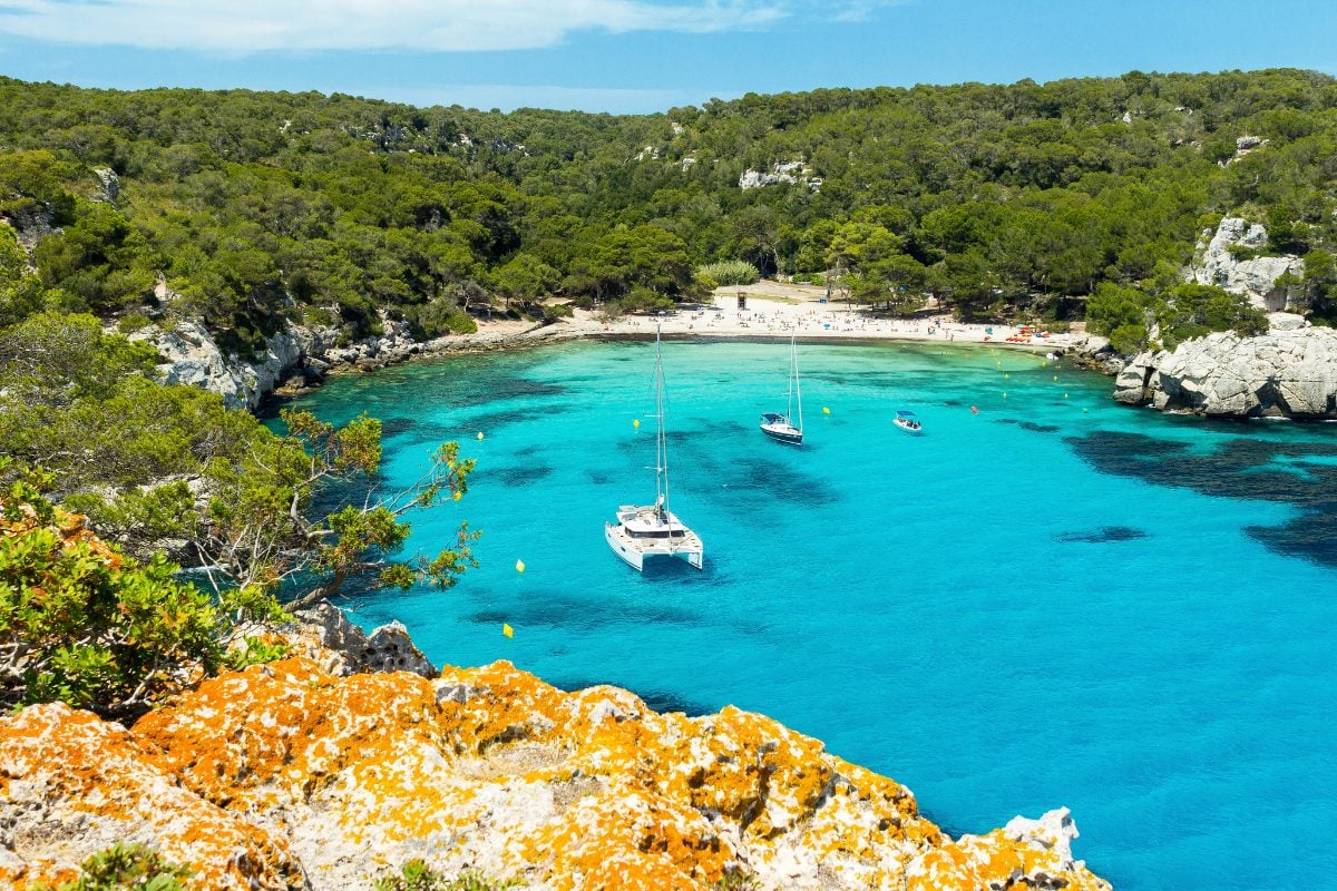 You are currently viewing Where to Stay in Menorca: 2023 Guide
